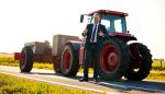 abogado de accidente de tractor en carretera de 55 mph