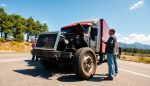 accidente de trailer por neumatico reventado y falta de inspeccion abogado